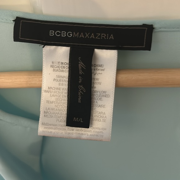 Flowy BCBGMAXAZRIA top in aqua, size M/L - Picture 4 of 14